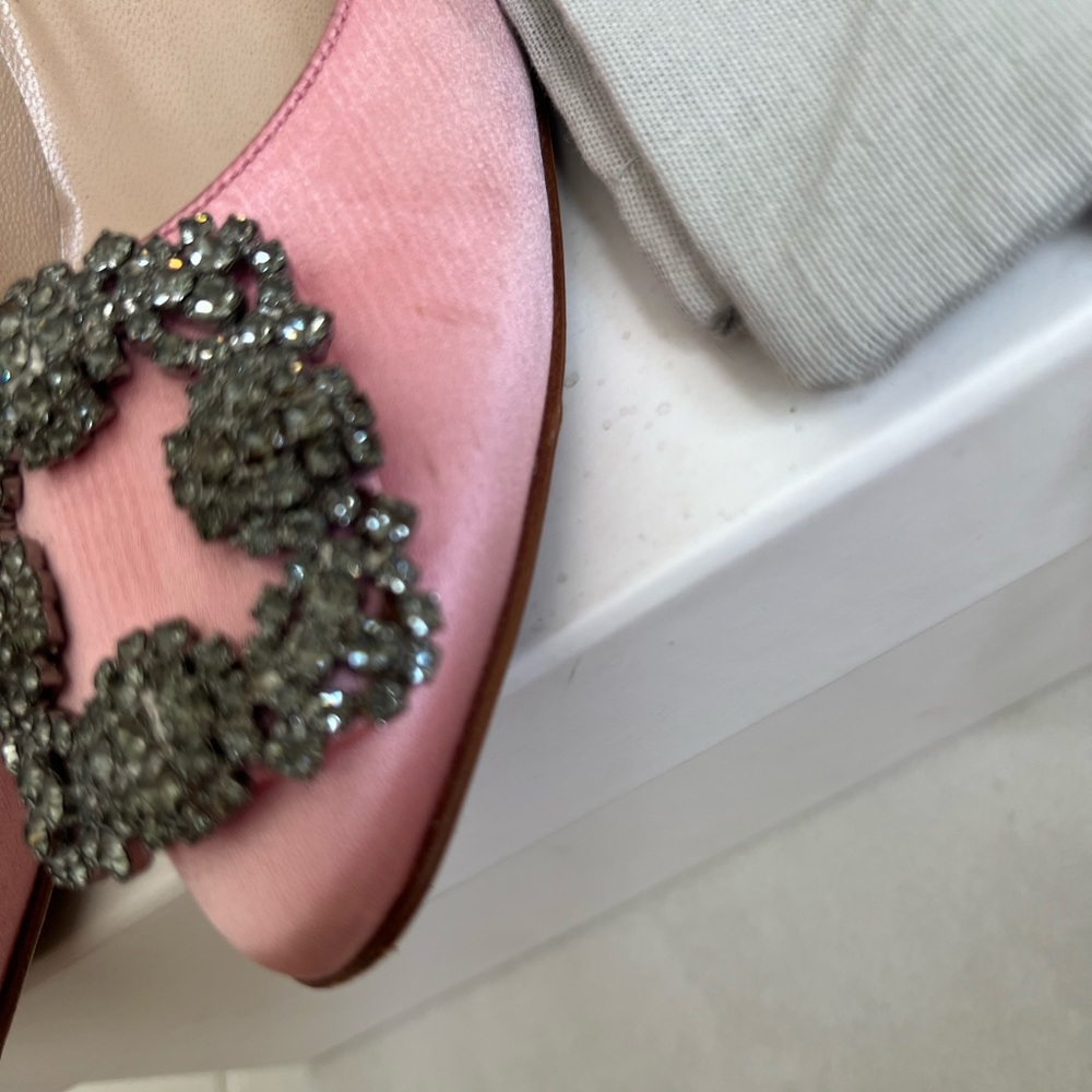 Manolo Blahnik Hangisi 70( The Sex In The City Shoe) - Picture 7 of 7